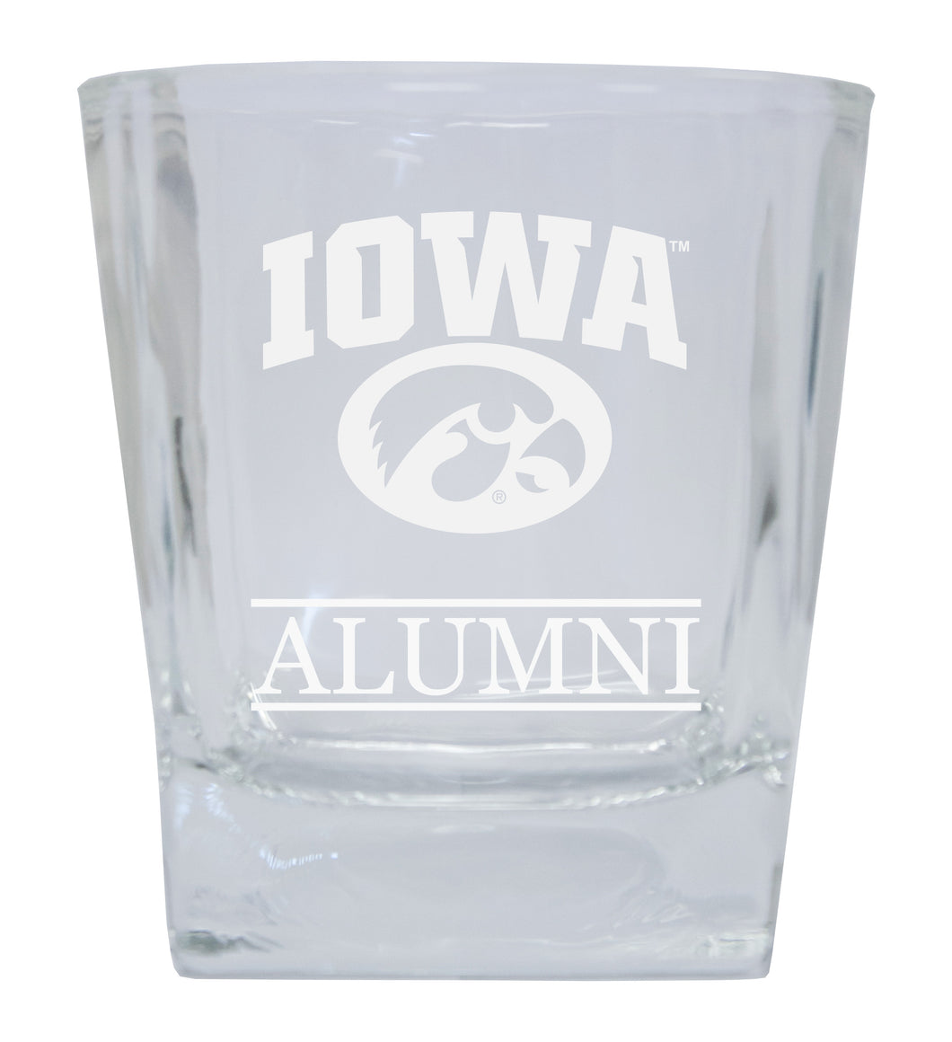 Iowa Hawkeyes  Alumni Elegance 10oz Etched Glass Tumbler